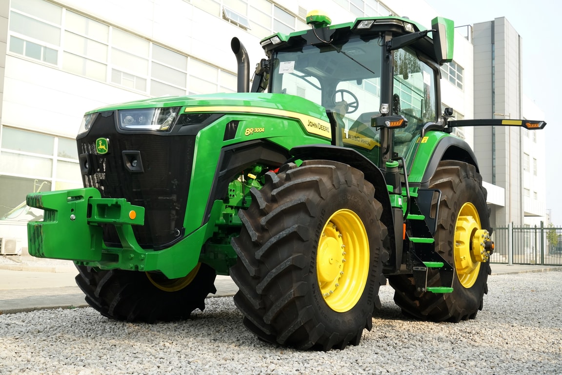 8r-2304-john-deere
